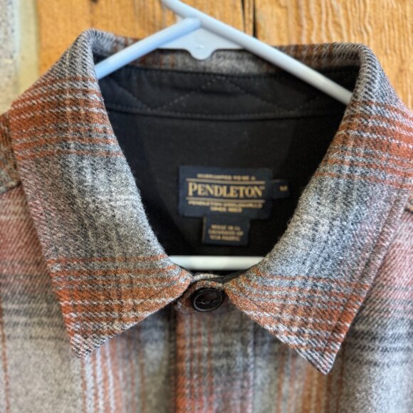 Pendleton Wool Overshirt - Size M (Like New) - Picture 4 of 6